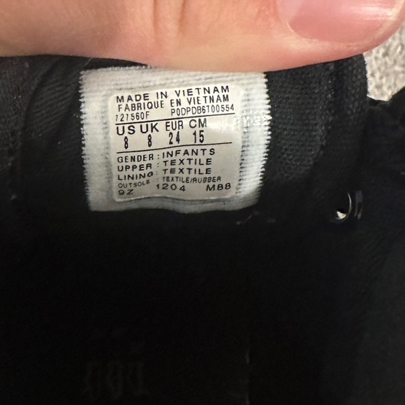 Converse Allstar Black High-tops Laces and Velcro Closure Size 8 Kids - Picture 7 of 7